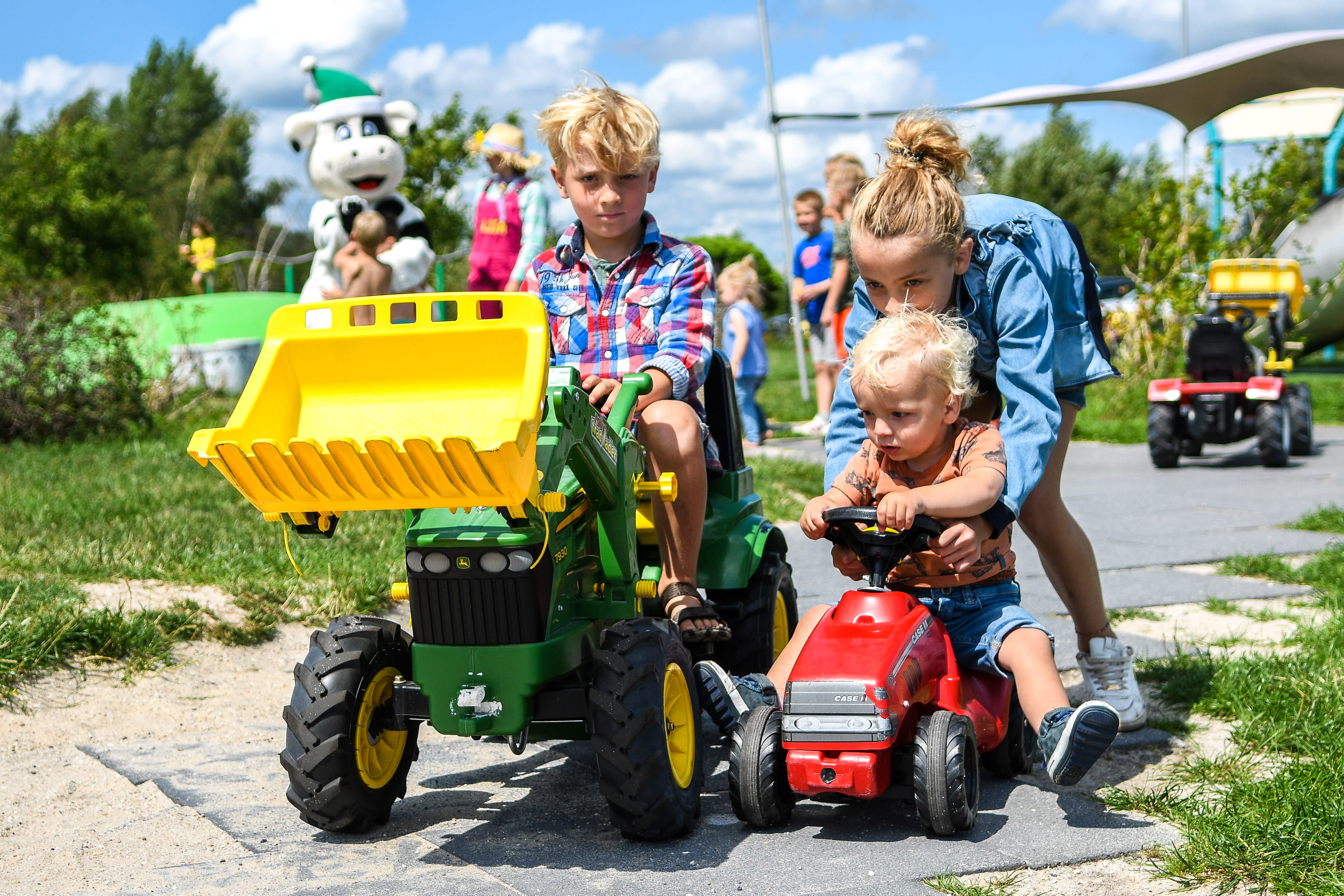 Speel- en IJsboerderij De Drentse Koe